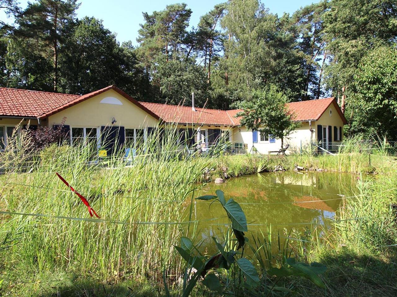 Bauernhof-Streichel-Zoo-Kombi-Familien-Suite-Im-Wald-Am-See Gulow Luaran gambar